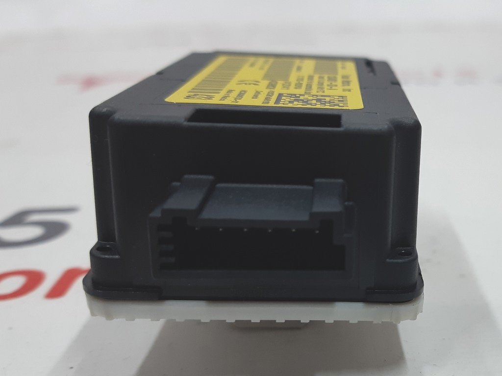 3 Антенна датчиков давления в шинах (TPMS) Tesla model X S REST 1034601-00-D